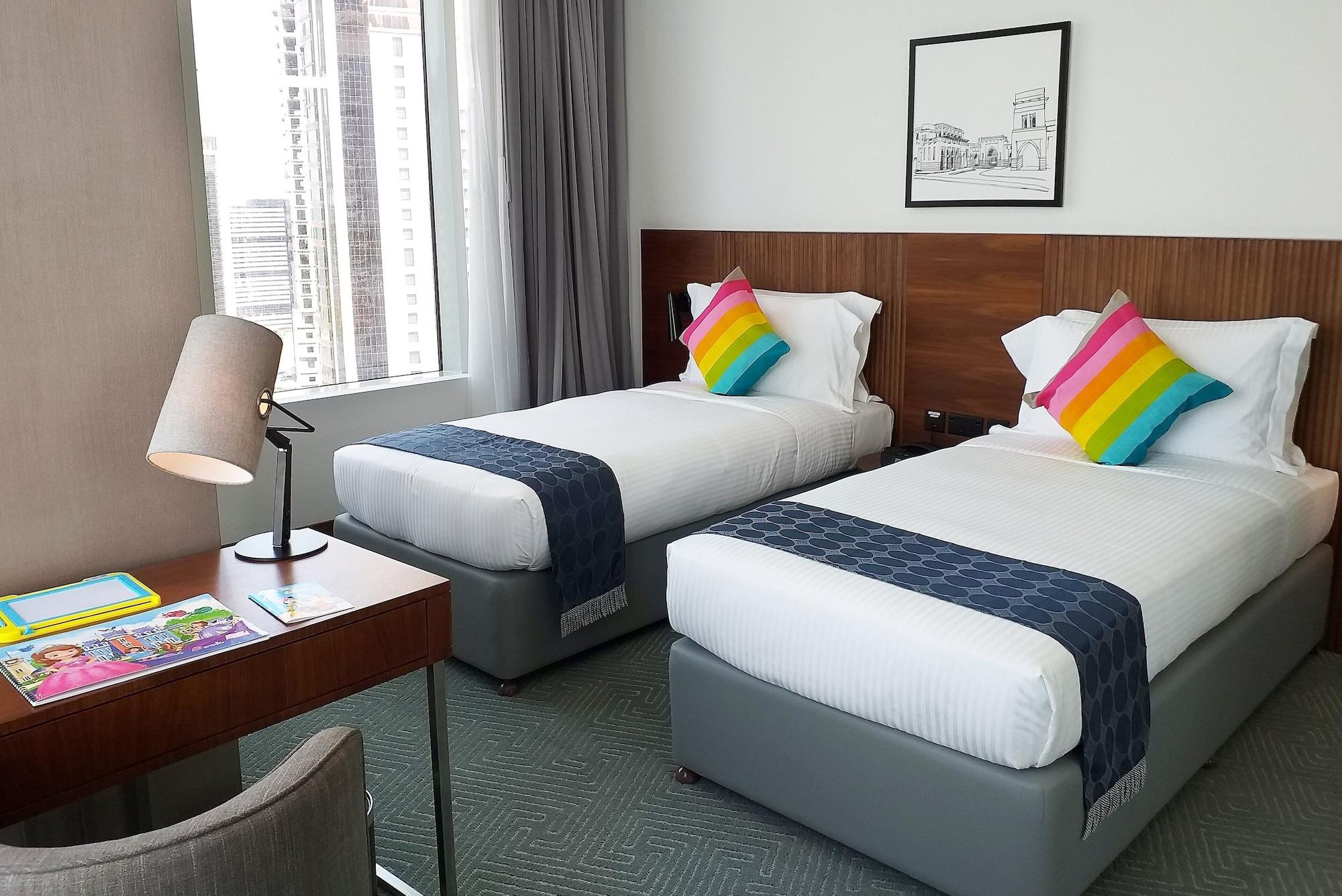 ホテル サマーセット ウエスト ベイ ドーハ エクステリア 写真 A room at the hotel