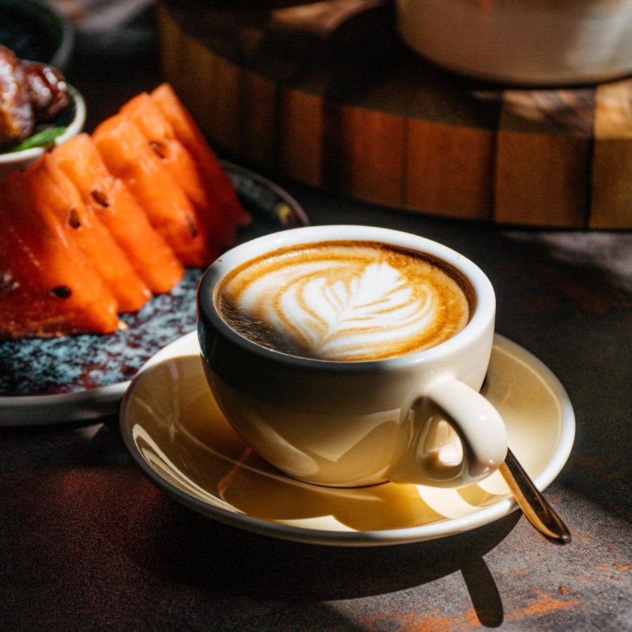 ホテル サマーセット ウエスト ベイ ドーハ エクステリア 写真 A cup of cappuccino